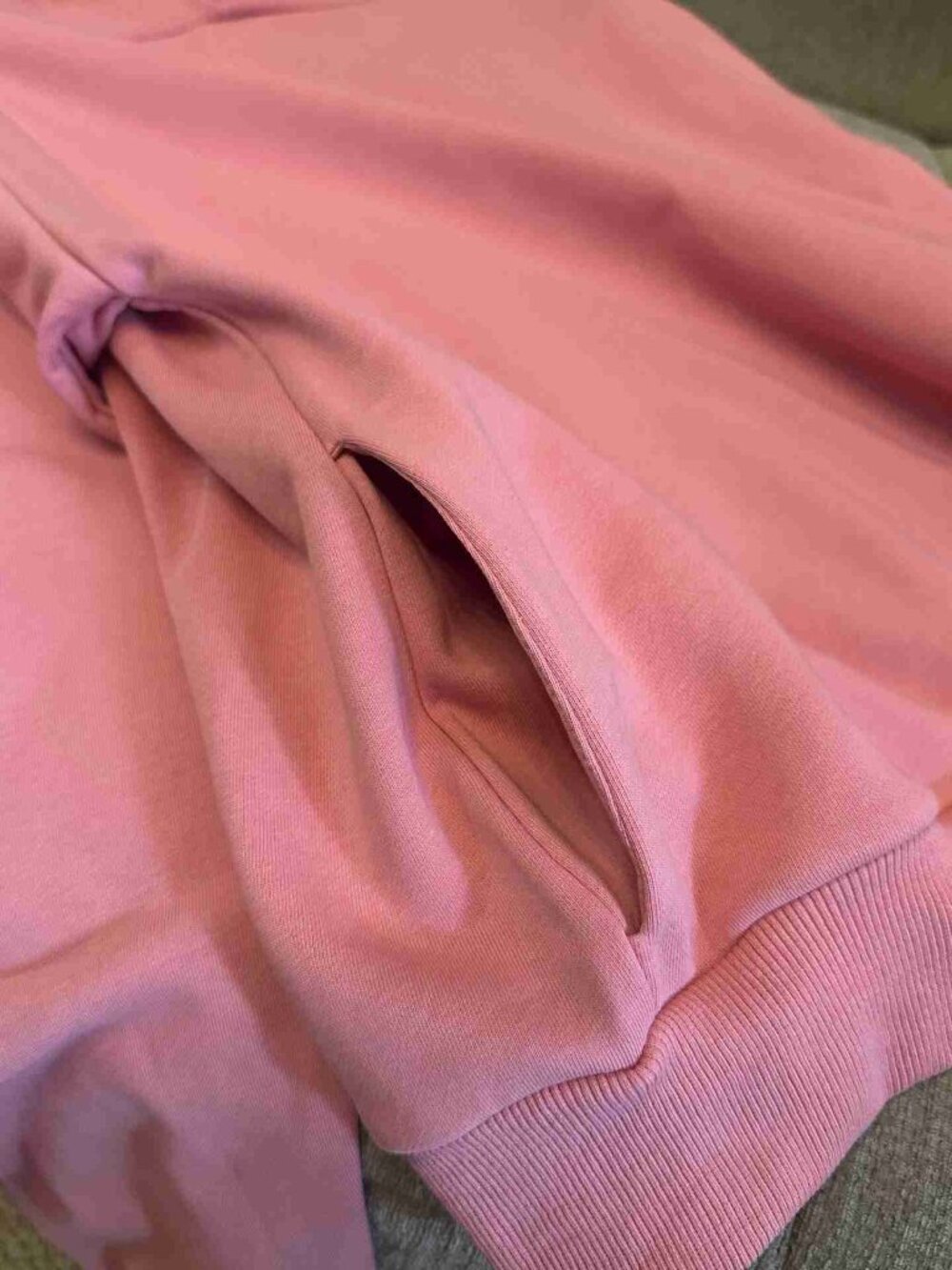 Acne Studios Stockholm 1996 Vintage‑Print Pink Cropped Hoodie - Picture 6 of 6